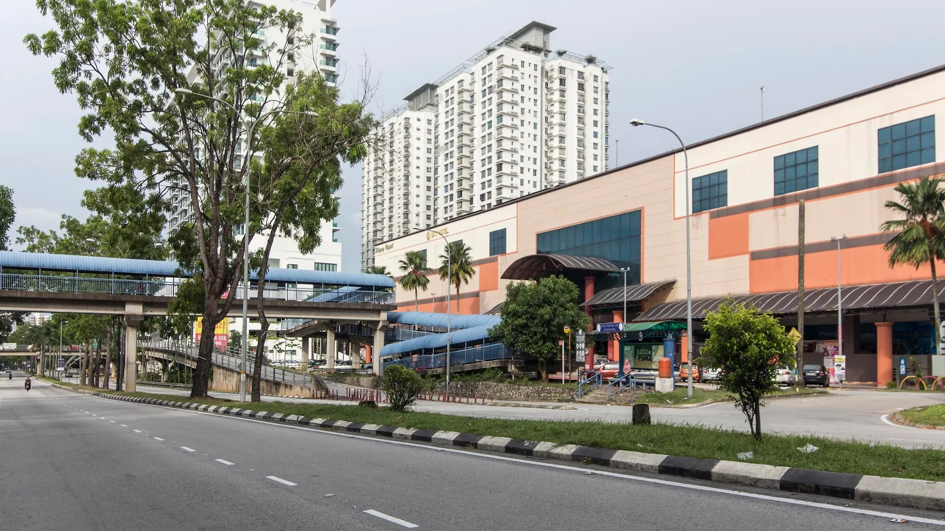 Oyo Capital O 1225 Agape Hotel Selayang